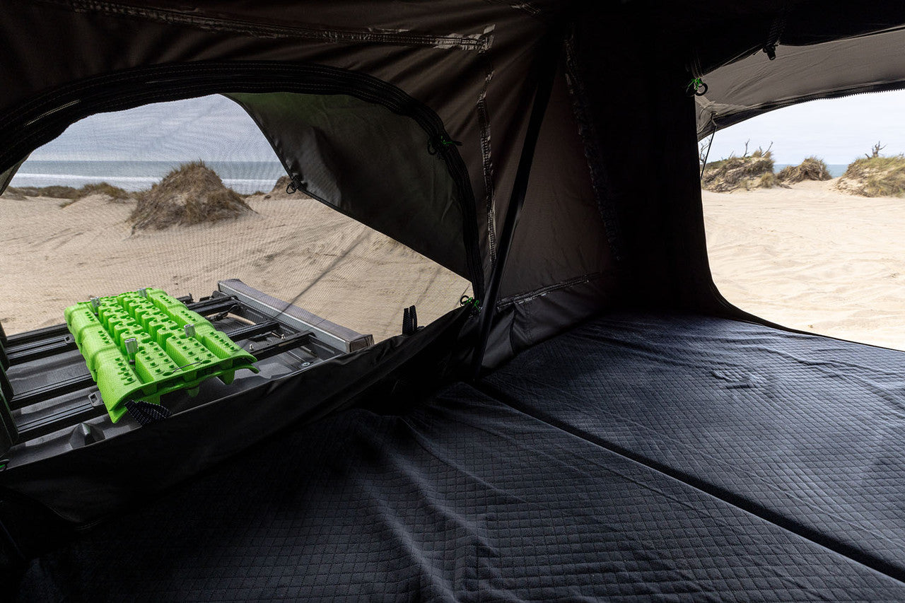 IRONMAN 4x4 URSA 1300 Rooftop Tent
